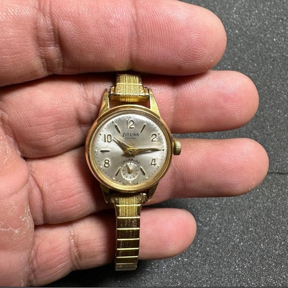 Vintage Zitura Ladies Watch 17 Rubis Incabloc Swiss Made Mechanical Wind Working - Picture 2 of 8